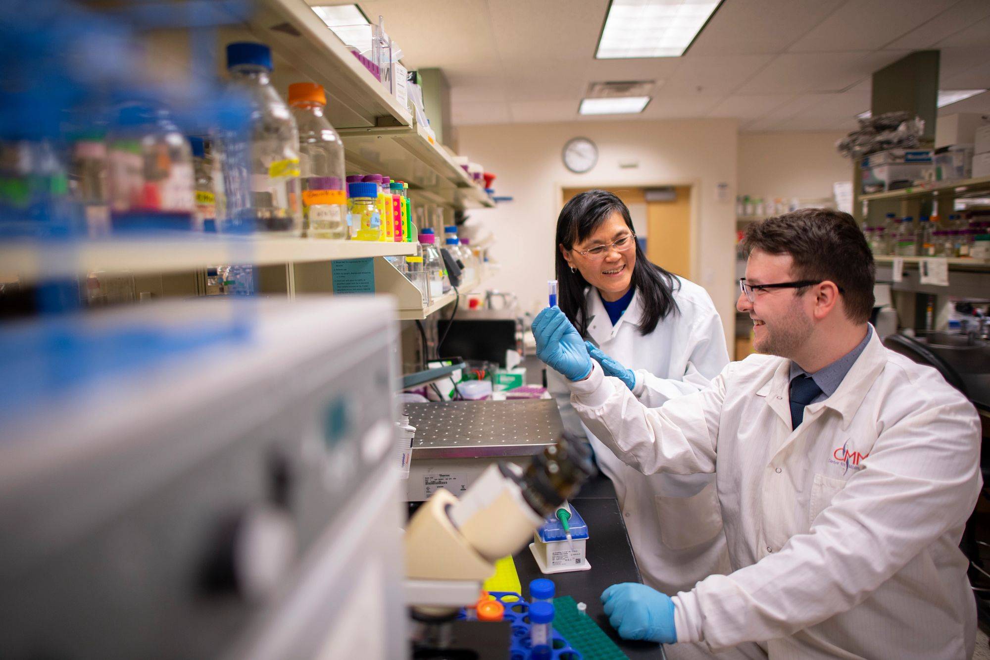 GVSU health professor mentoring a student.